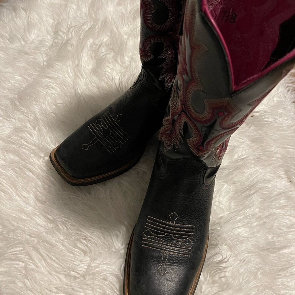 Ariat Cowboy Boots